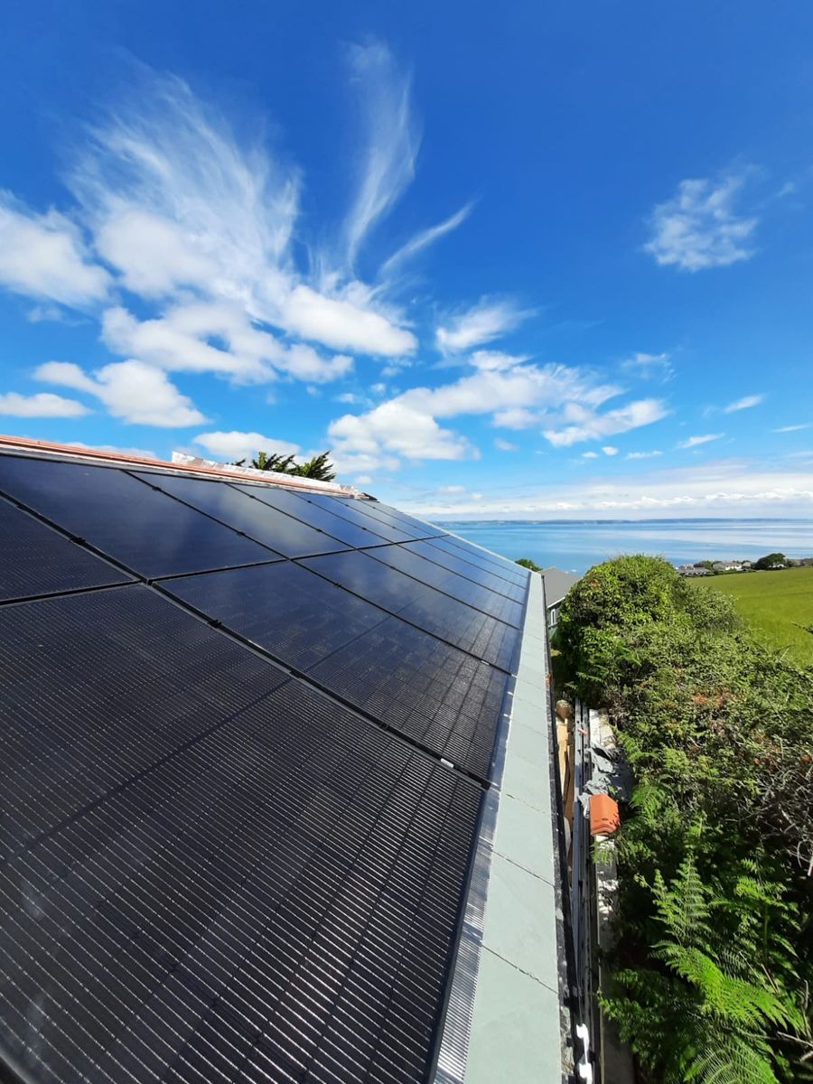 Toit et entretoit d'un projet de Panneaux solaires photovoltaïques près de London de My Green Electricity