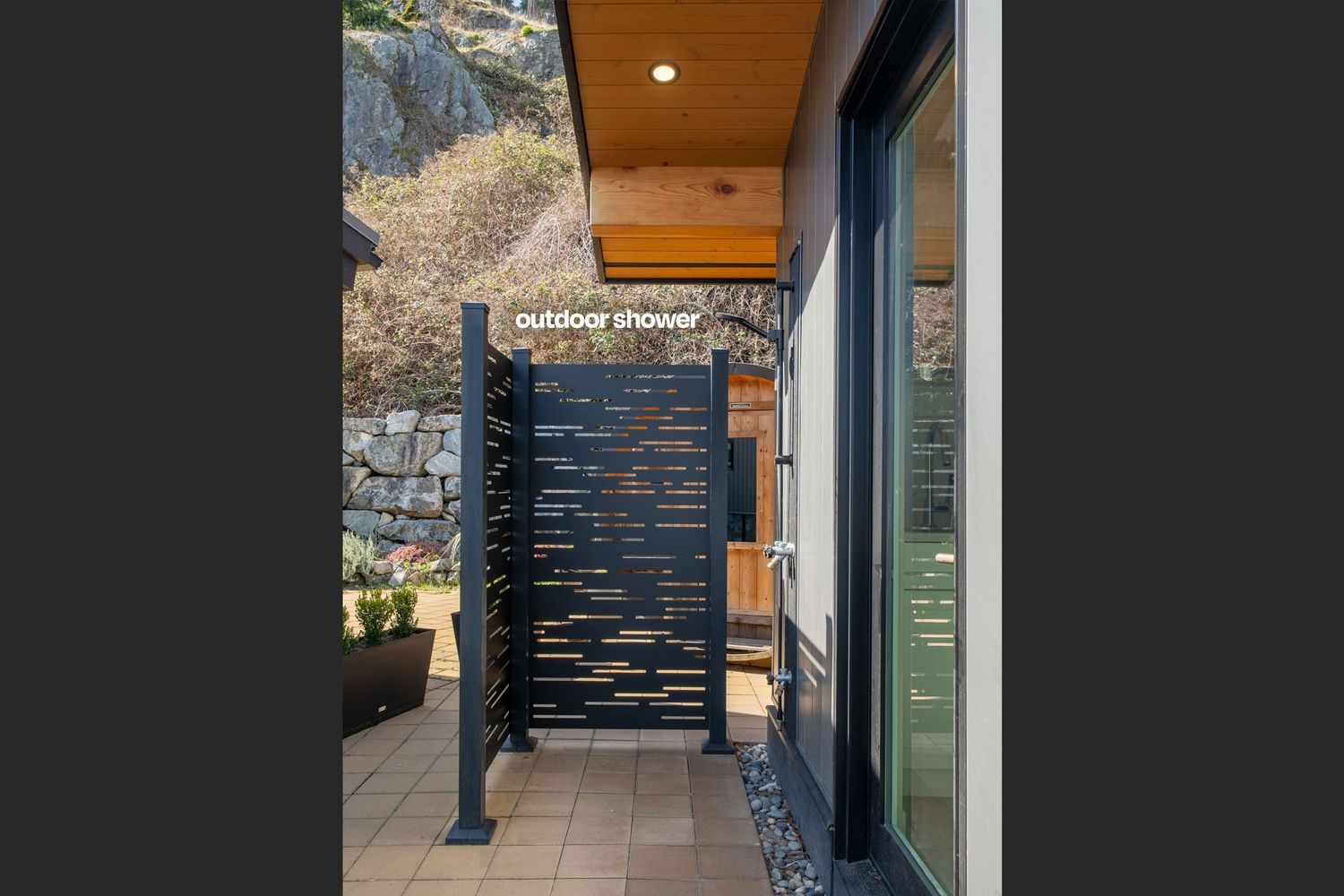  de un proyecto de tipo Viviendas unifamiliares cerca de Vancouver (Gran Vancouver) por Mary Lynn Machado Personal Real Estate Corporation