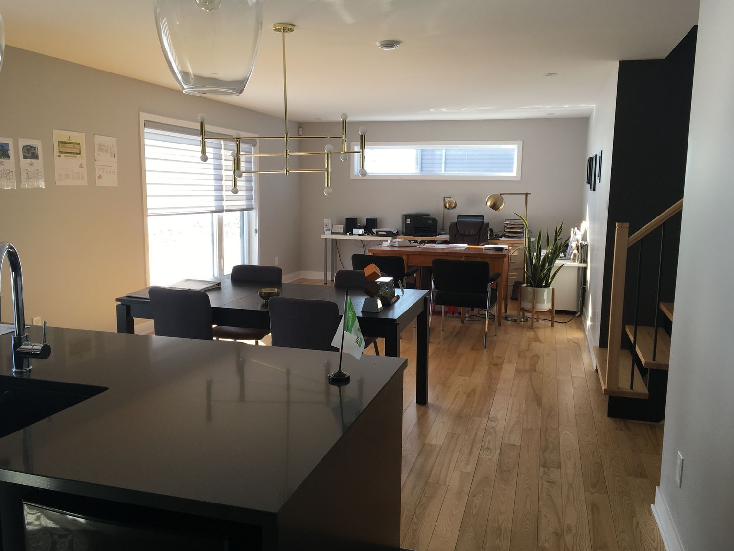 Comedor de un proyecto de tipo Viviendas unifamiliares cerca de Granby - Bromont - Cowansville por GAÉTAN SIROIS CONSTRUCTION INC