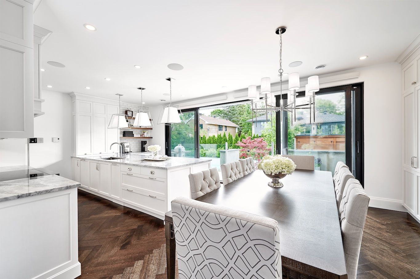 Dining Room from a Single family homes project near Montreal (Greater Montreal) by ESPÉ