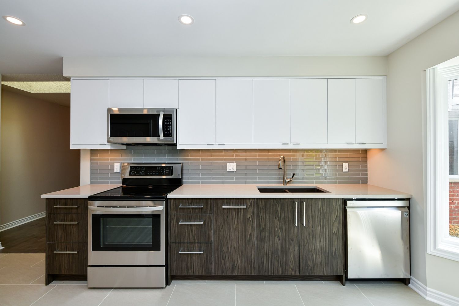 Kitchen from a Kitchens project near Kitchener - Cambridge - Guelph by Russo Home Renovations
