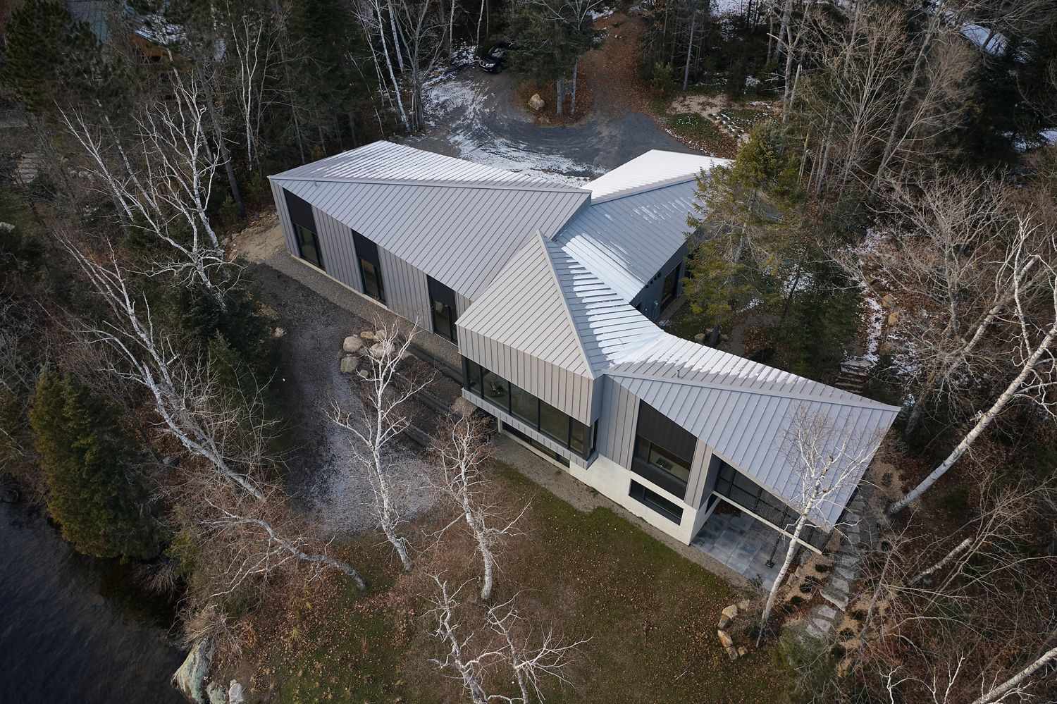 Vista aérea de un proyecto de tipo Viviendas unifamiliares cerca de Montreal (Gran Montreal) por GHOCHE ARCHITECTE