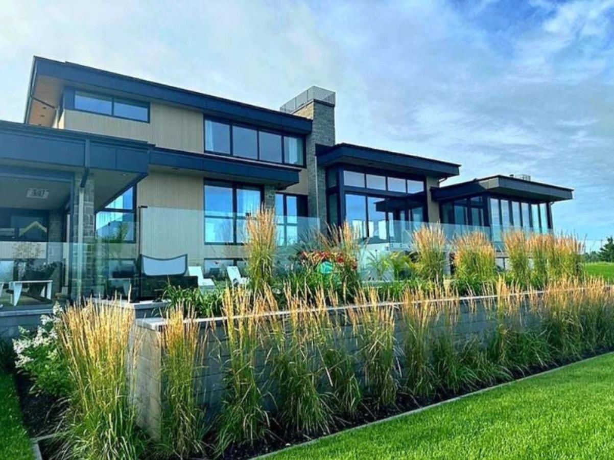 House Exterior from a Windows project near Montreal (Greater Montreal) by VST Euro Technologies