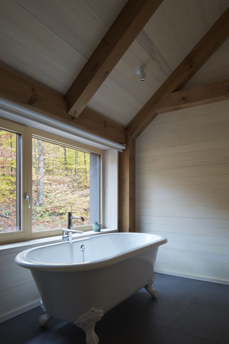 Bathroom from a Single family homes project near Sherbrooke (Estrie) by Rocket Construction