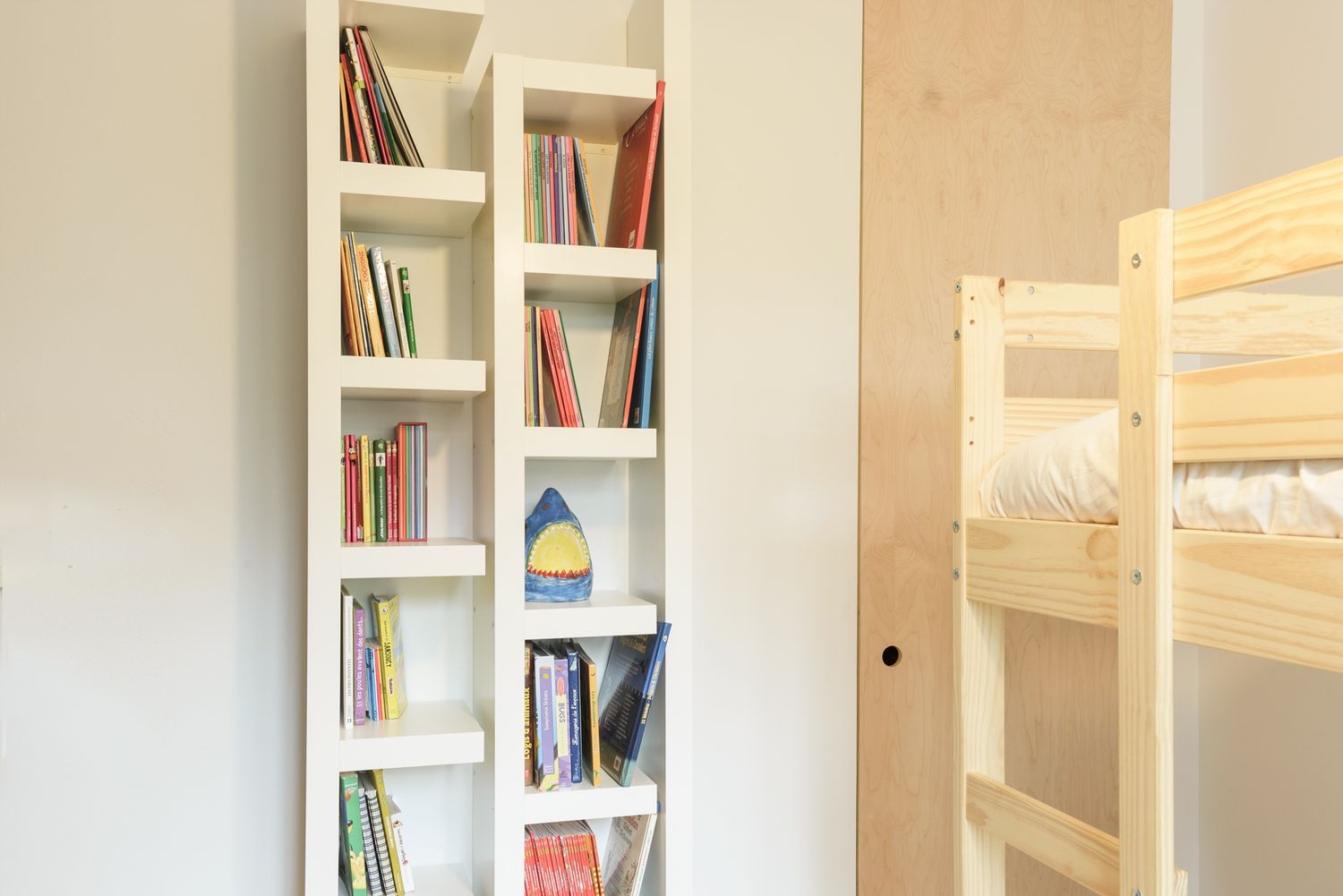 Almacenamiento y closet de un proyecto de tipo Viviendas unifamiliares cerca de Montreal (Gran Montreal) por Stroph Architecture & Design