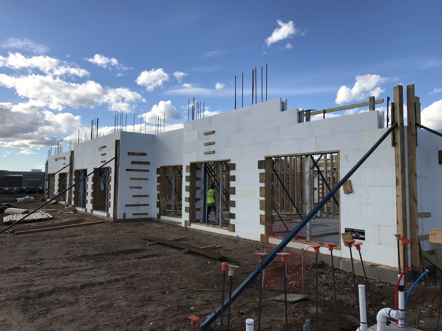 Construcción de muros de un proyecto de tipo Viviendas unifamiliares cerca de Phoenix por architects LOFT