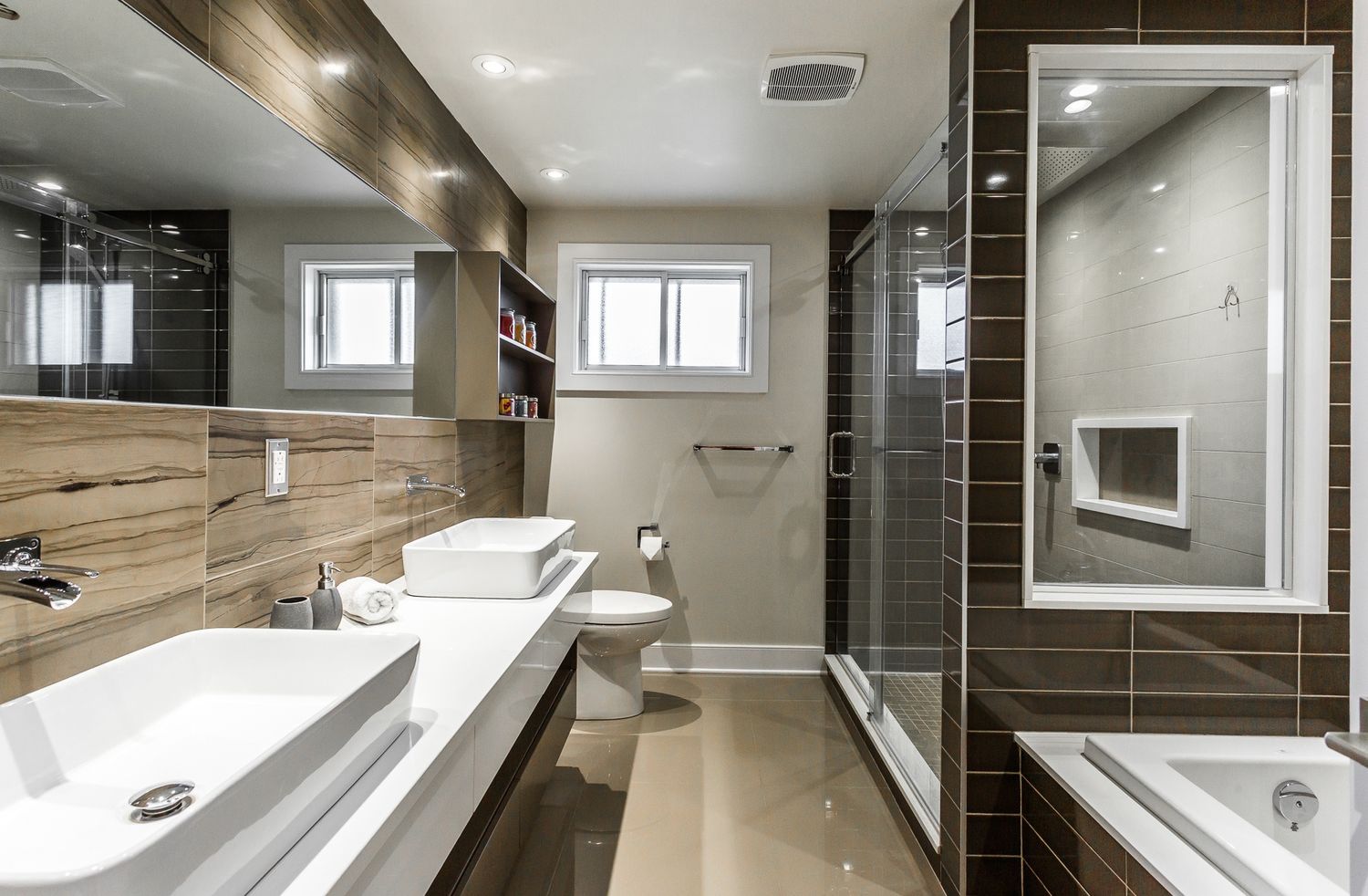 Bathroom from a Interior Design and Layout project near Montreal (Greater Montreal) by Mara Design