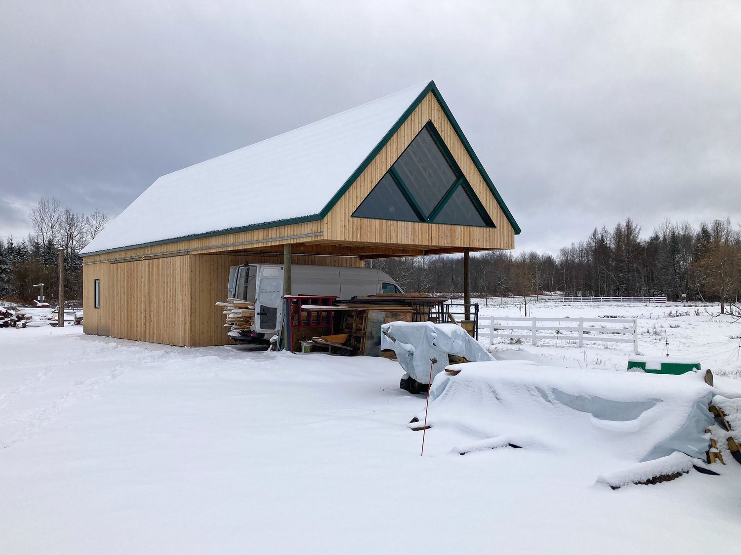 Backyard from a Regional & Rural Planning project near Quebec City - Levis by Atelier abcdg