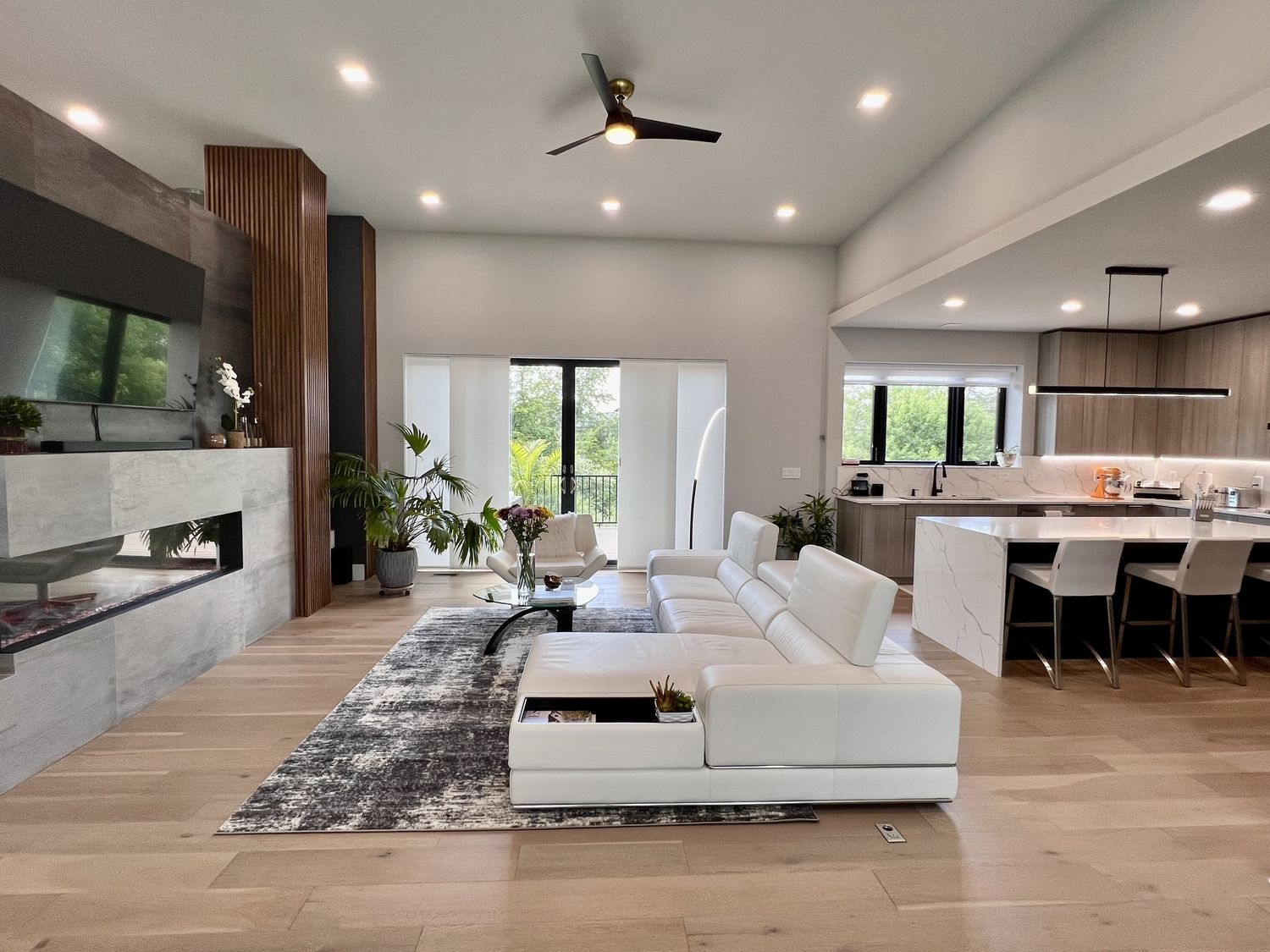 Living Room from a Architectural photography project near Springfield - Peoria by MC Modern Concepts Inc