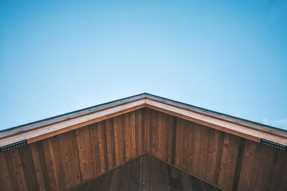 Finition extérieur d'un projet de Maisons usinées et modulaires près de Victoria de Blend Projects
