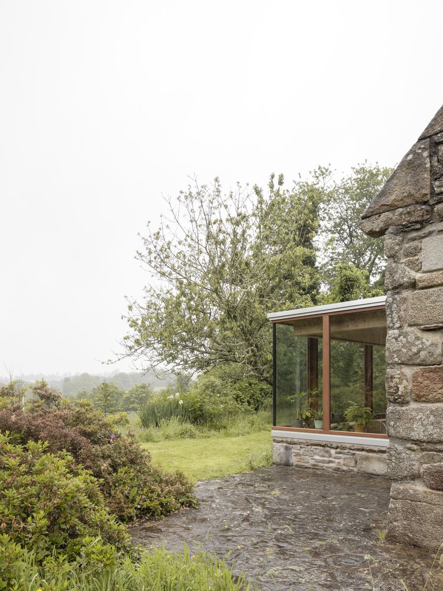 Veranda & Sunroom from a Single family homes project near Armor Coasts (22) by Jean-François Madec Architecte