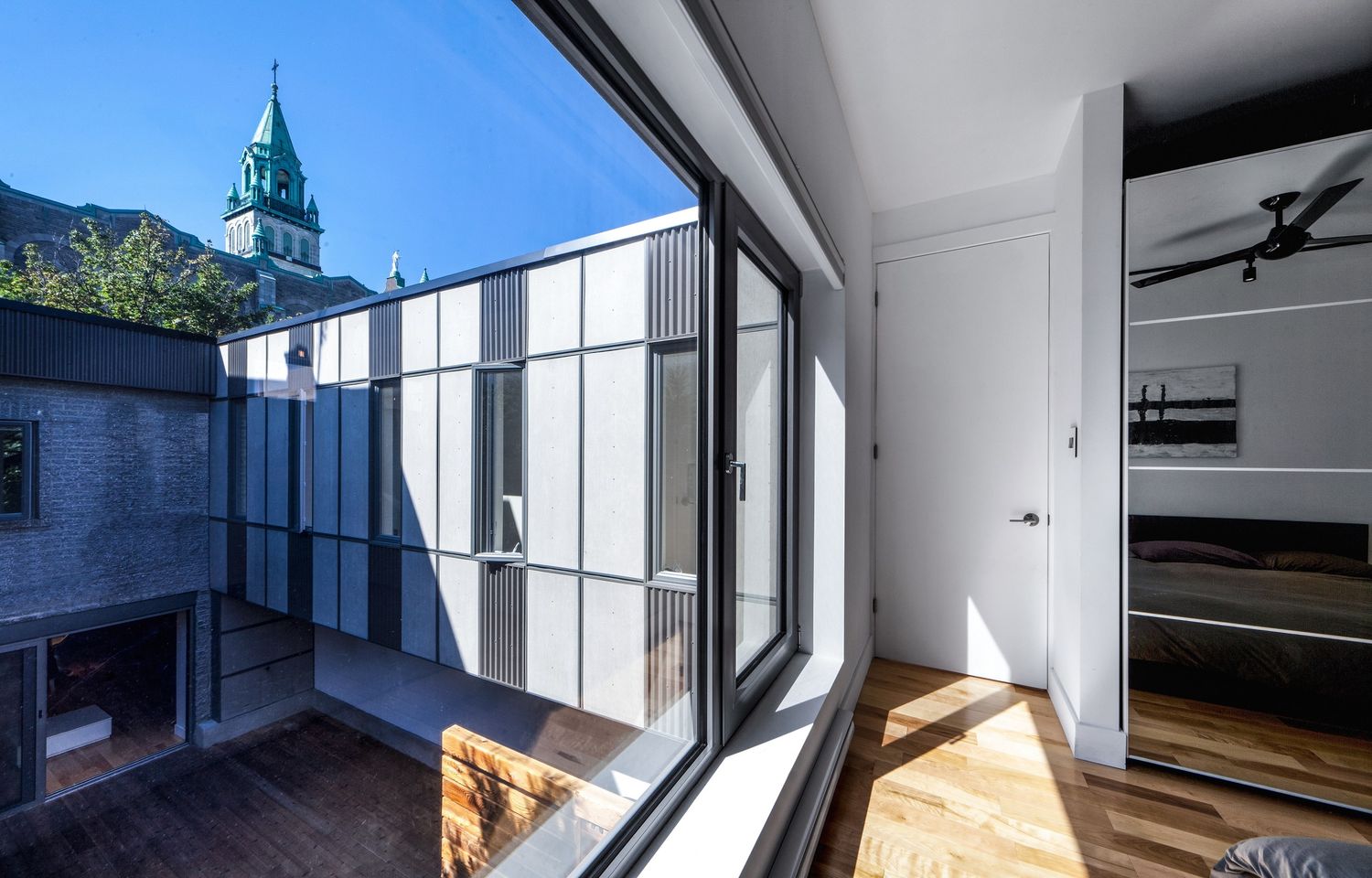 Bedroom from a Home extensions project near Montreal (Greater Montreal) by Les Constructions Max Larocque inc.