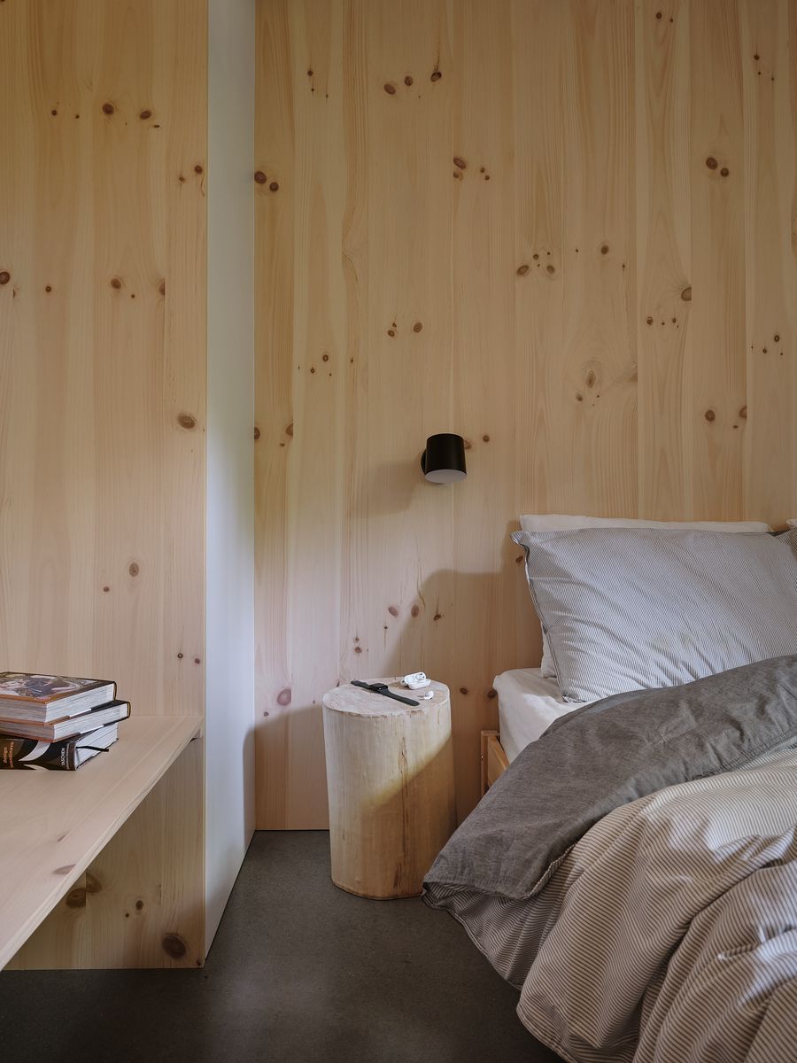 Dormitorio de un proyecto de tipo Viviendas unifamiliares cerca de Granby - Bromont - Cowansville por Stroph Architecture & Design
