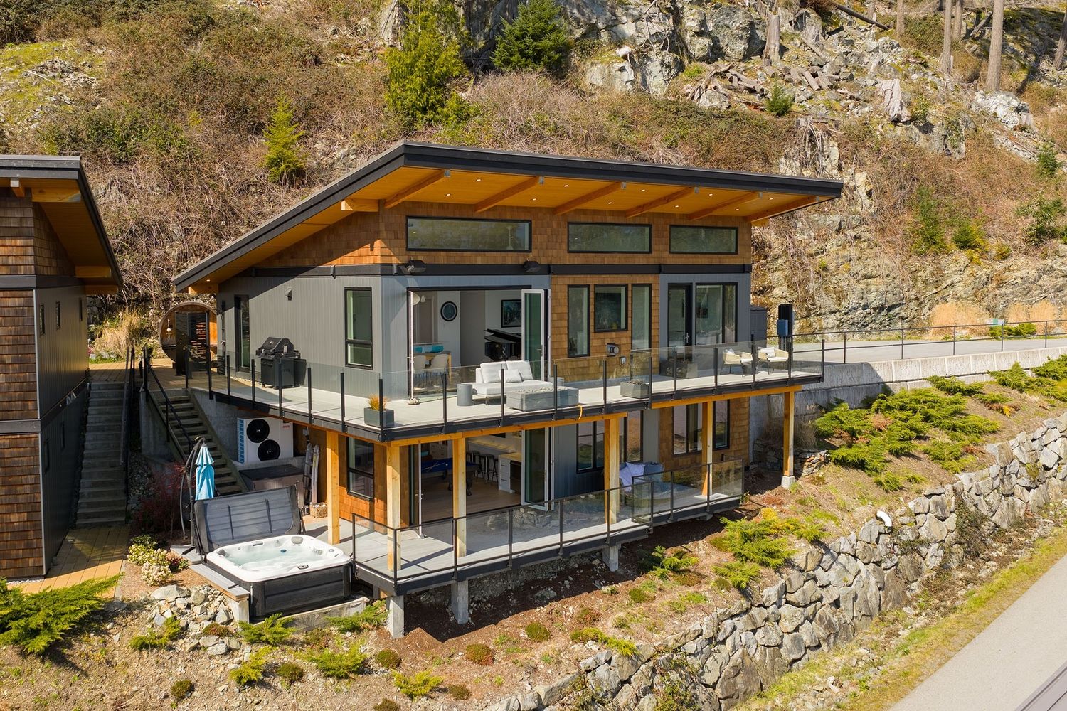  de un proyecto de tipo Viviendas unifamiliares cerca de Vancouver (Gran Vancouver) por Mary Lynn Machado Personal Real Estate Corporation
