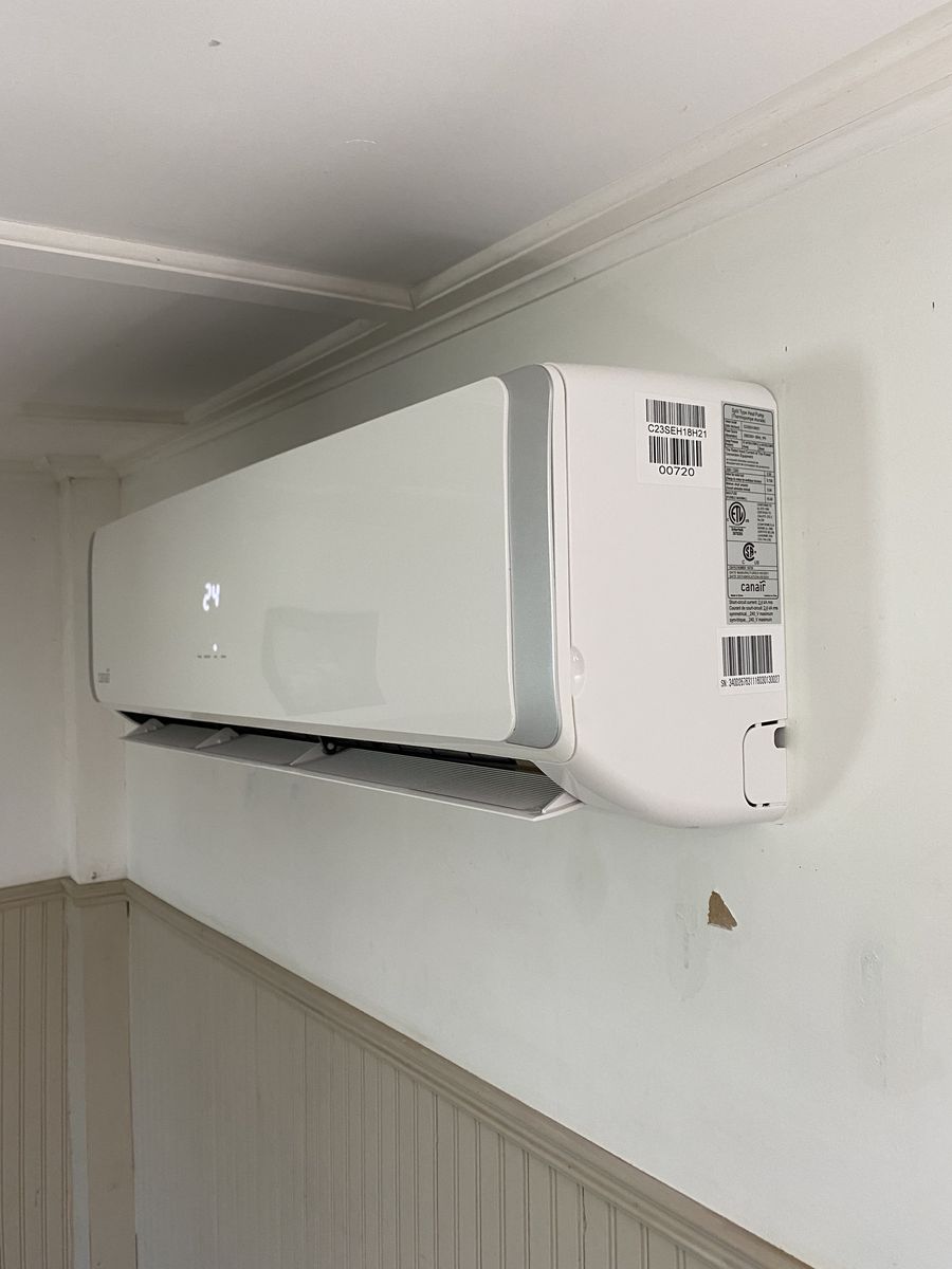 Building mechanicals from a Heat pumps project near Quebec City - Levis by Groupe Caillouette & Associés inc