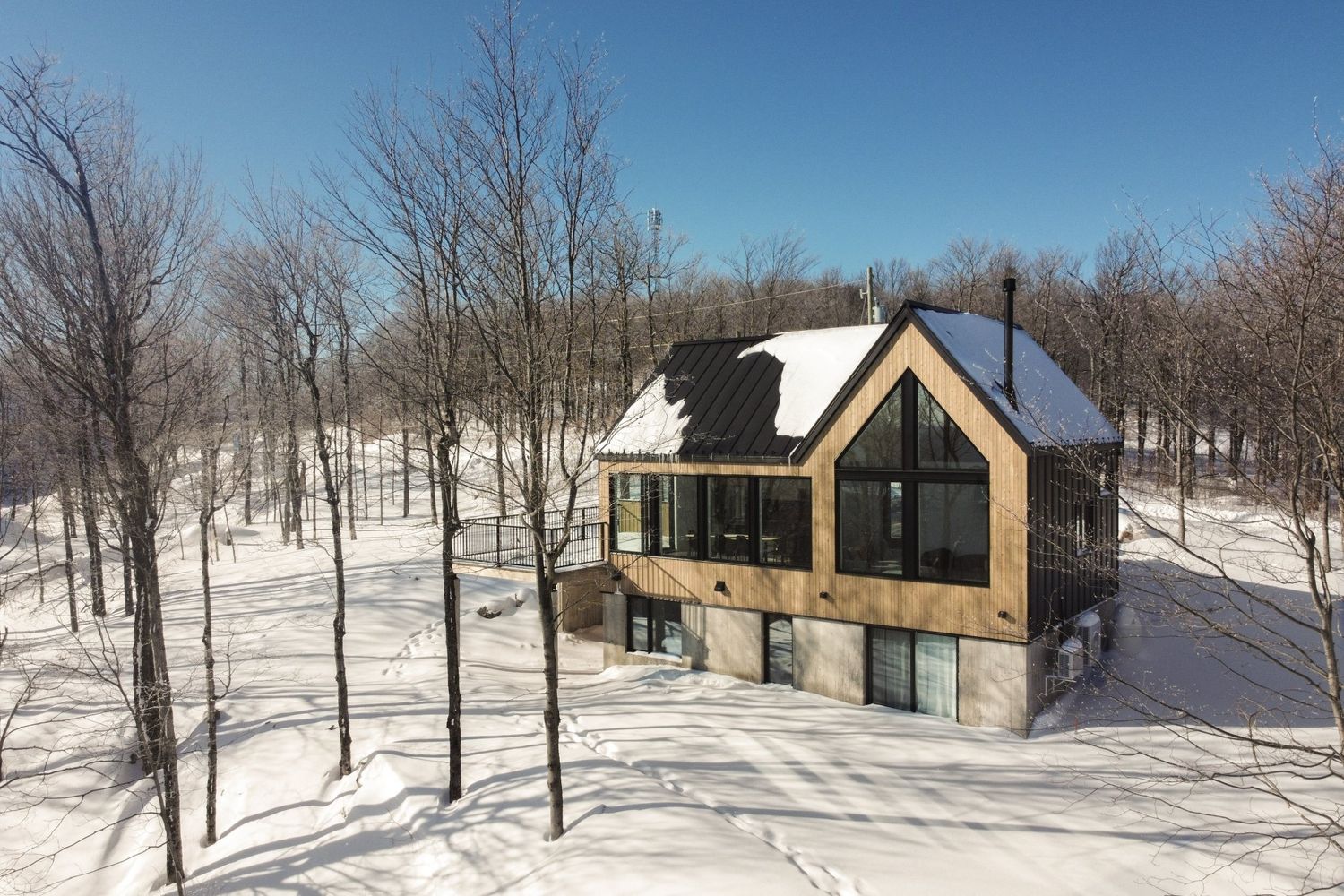 Cour avant d'un projet de Maisons unifamiliales près de Saint-Jérôme/Blainville (Laurentides) de Noveco Entrepreneur général