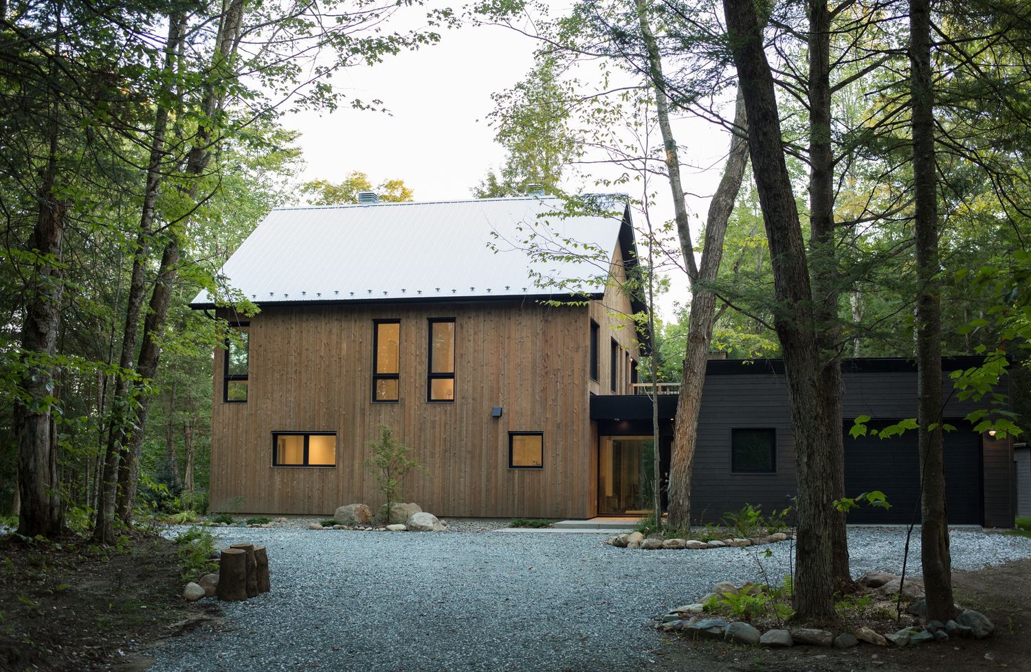 House Exterior from a Single family homes project near Sherbrooke (Estrie) by UrbanEco Construction