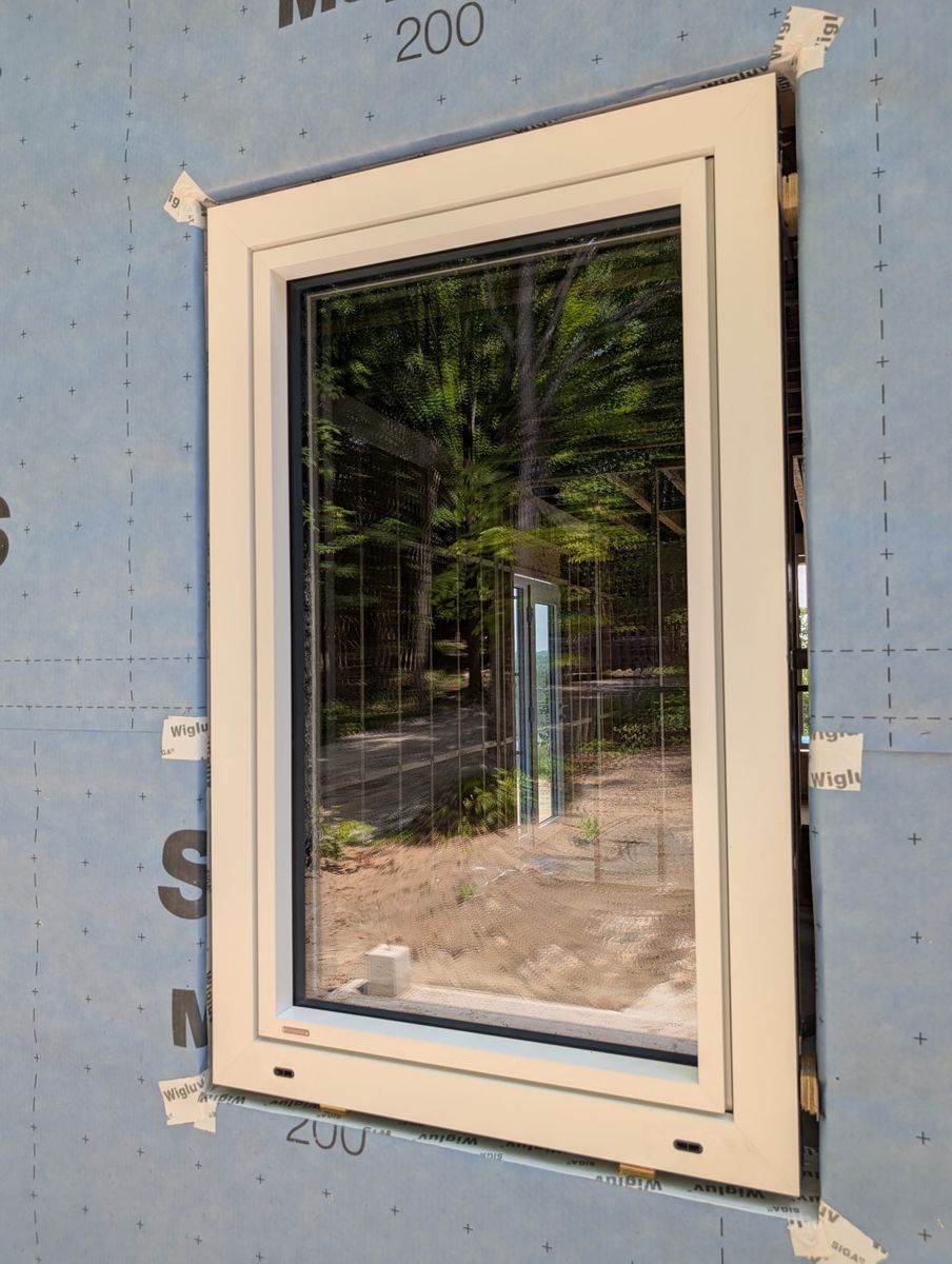  d'un projet de Maisons unifamiliales près de Gatineau (Outaouais) de InterHaus Premium High Performance Windows and Doors