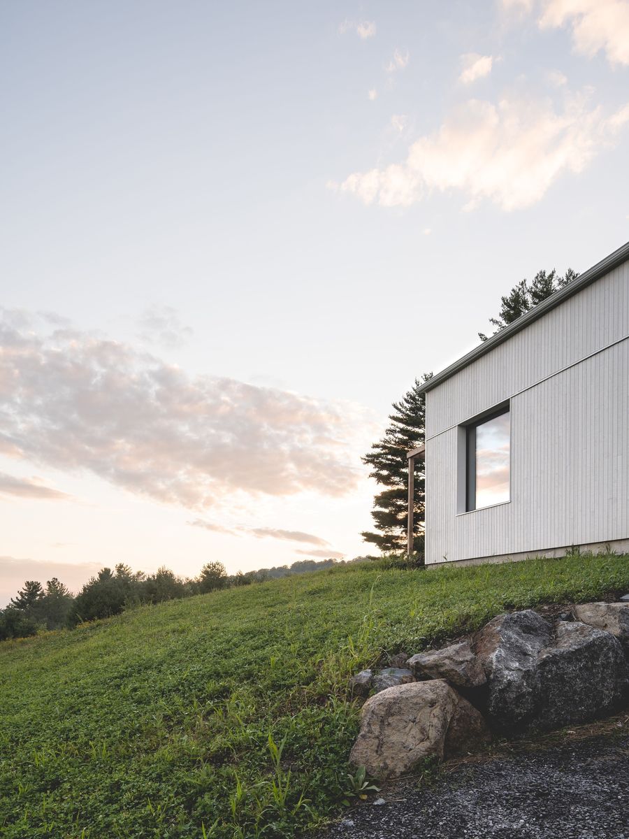 Cour arrière d'un projet de Maisons unifamiliales près de Granby/Bromont/Cowansville (Estrie) de Construction Rocket