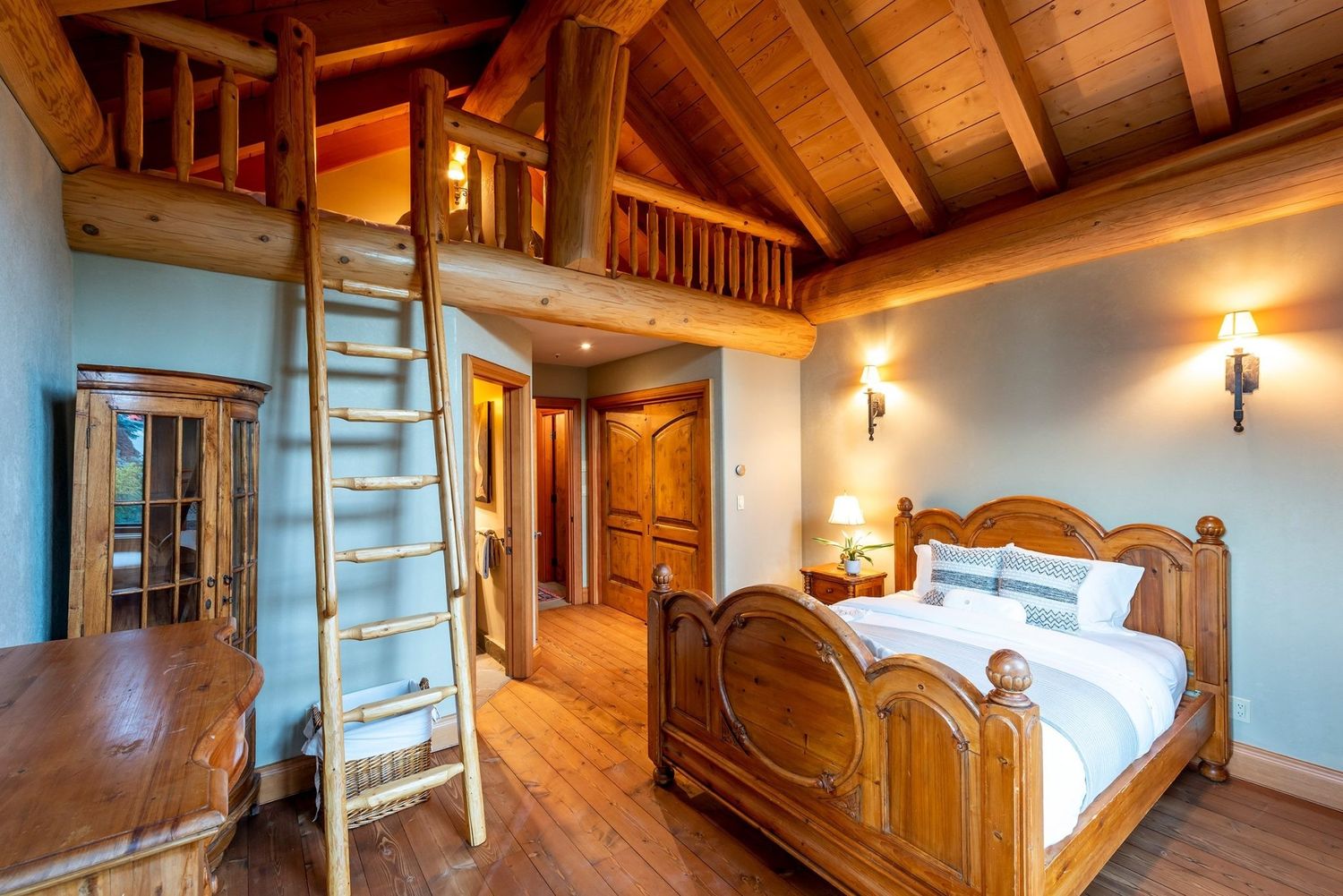  de un proyecto de tipo Armazones de madera maciza cerca de Squamish - Whistler por Dürfeld Log & Timber Inc.