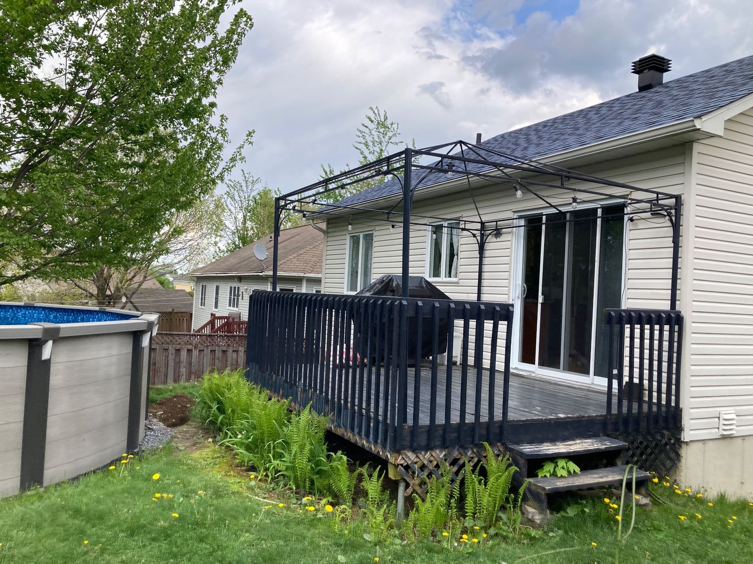 Terrasse et balcon d'un projet de Balcons extérieurs près de Sherbrooke (Estrie) de Jhojan Hihui