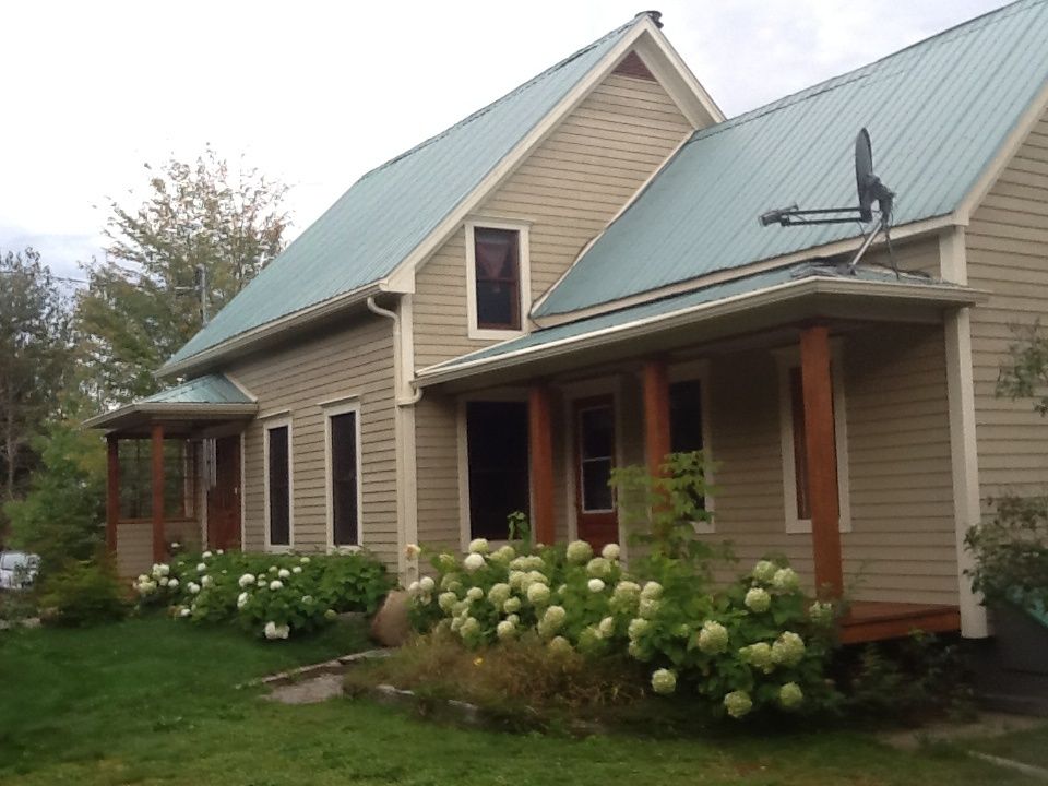 Plate-bande d'un projet de Maisons unifamiliales près de Sherbrooke (Estrie) de Claire Derome • courtière en immobilier résidentiel