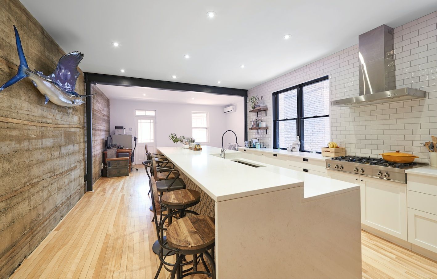 Cuisine d'un projet de Condos et logements près de Montréal/Laval/Longueuil (Grand Montréal) de ESPÉ