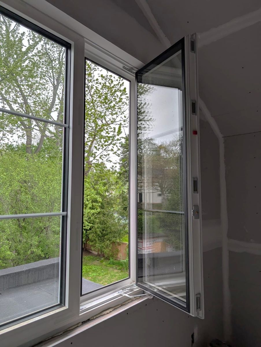  de un proyecto de tipo Viviendas unifamiliares cerca de Toronto (Área metropolitana de Toronto) por InterHaus Premium High Performance Windows and Doors