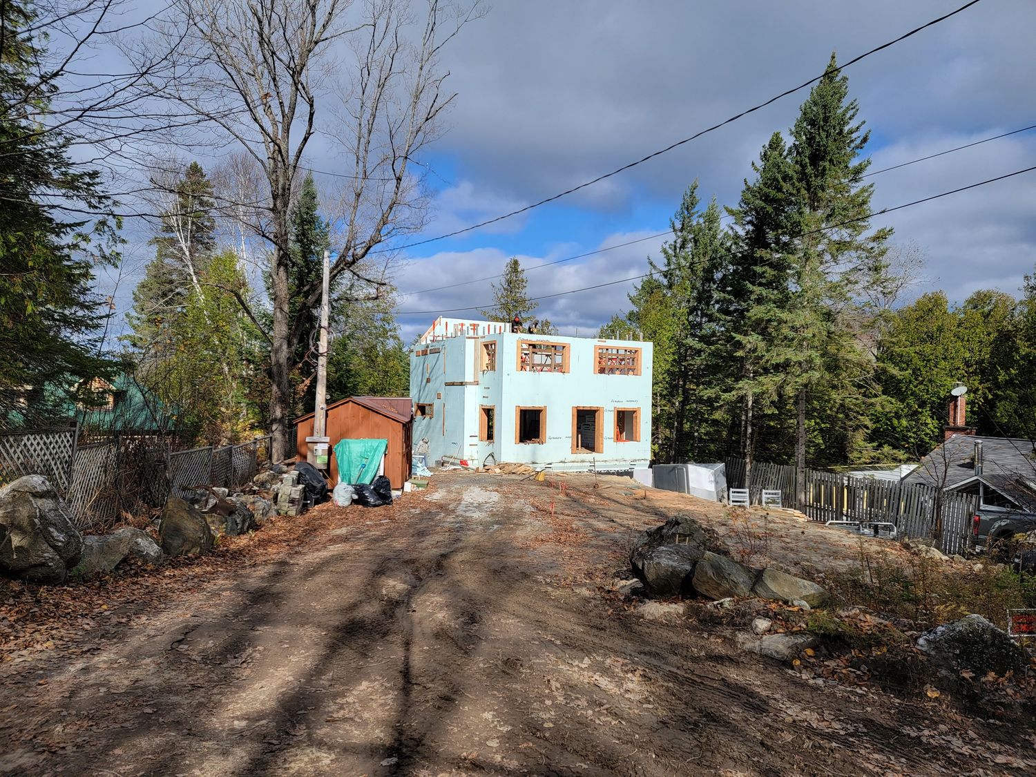 Wall Construction from a Single family homes project near Gatineau (Outaouais) by Génération Béton Inc