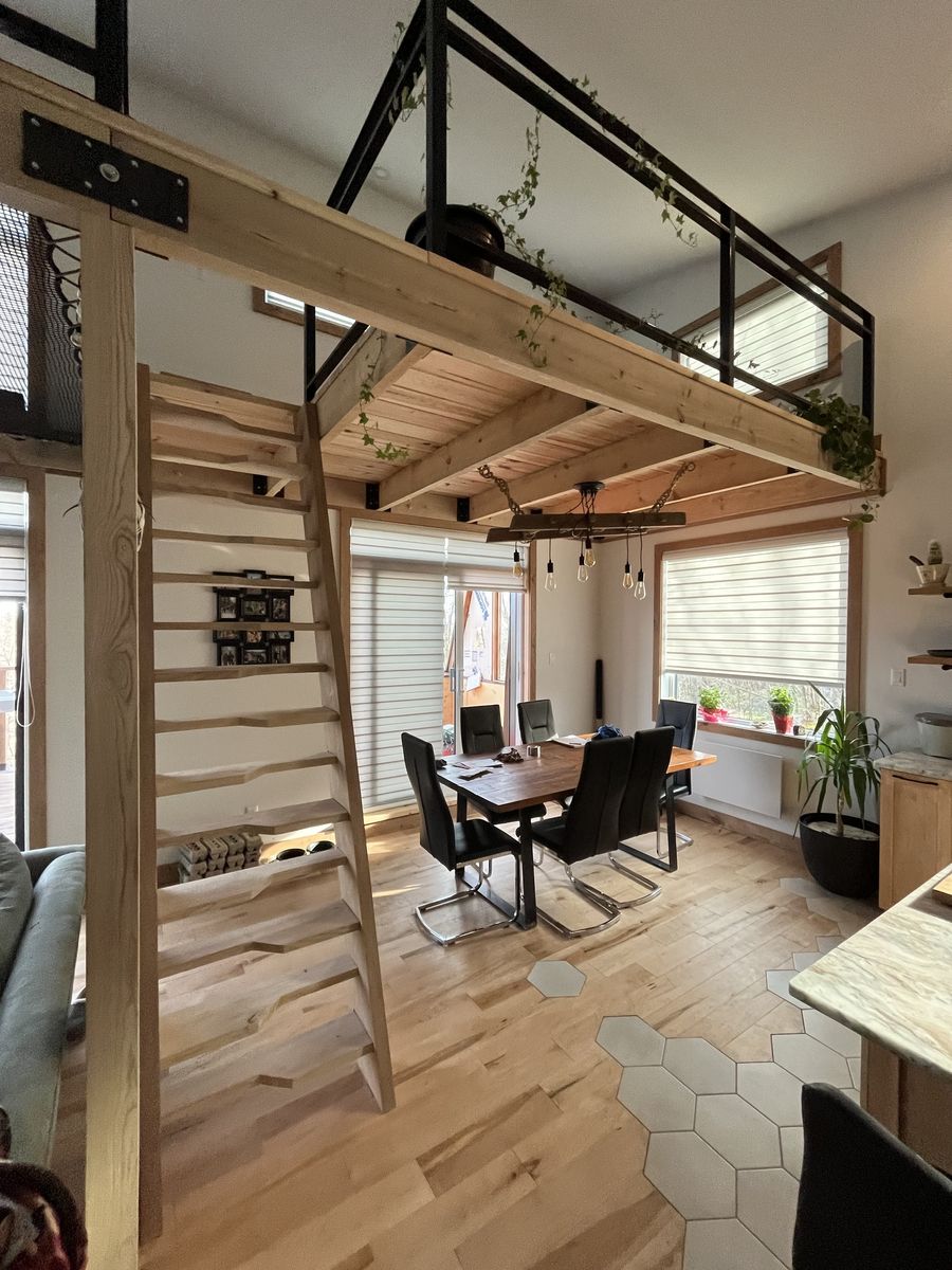 Comedor de un proyecto de tipo Viviendas unifamiliares cerca de Gatineau (Outaouais) por Dsconstruction