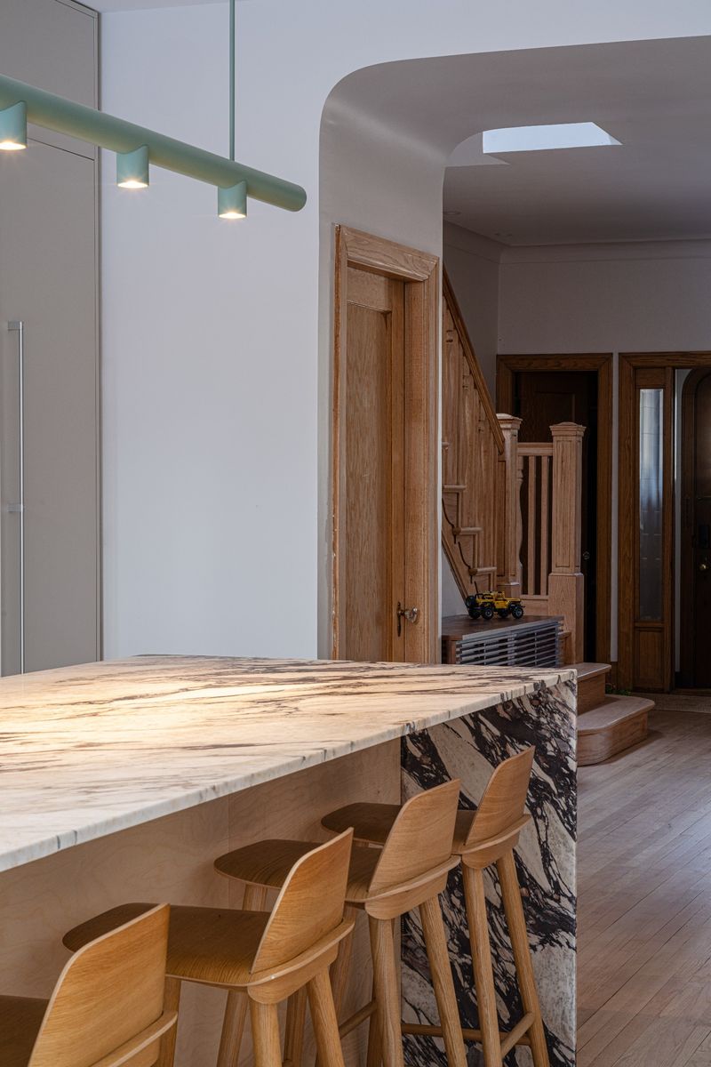  d'un projet de Maisons unifamiliales près de Montréal/Laval/Longueuil (Grand Montréal) de Atelier Schleiss Architectes