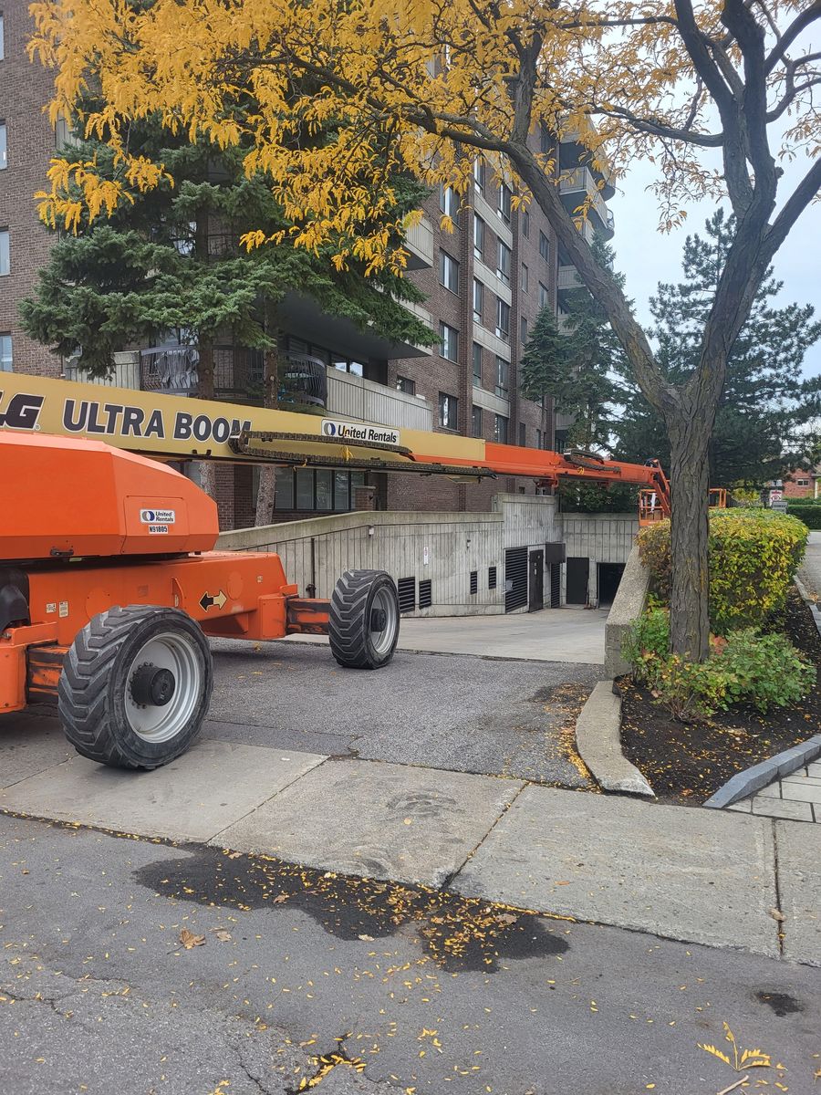 Travaux - Extérieur d'un projet de Calfeutrage près de Montréal/Laval/Longueuil (Grand Montréal) de Calfeutrage Apex Inc