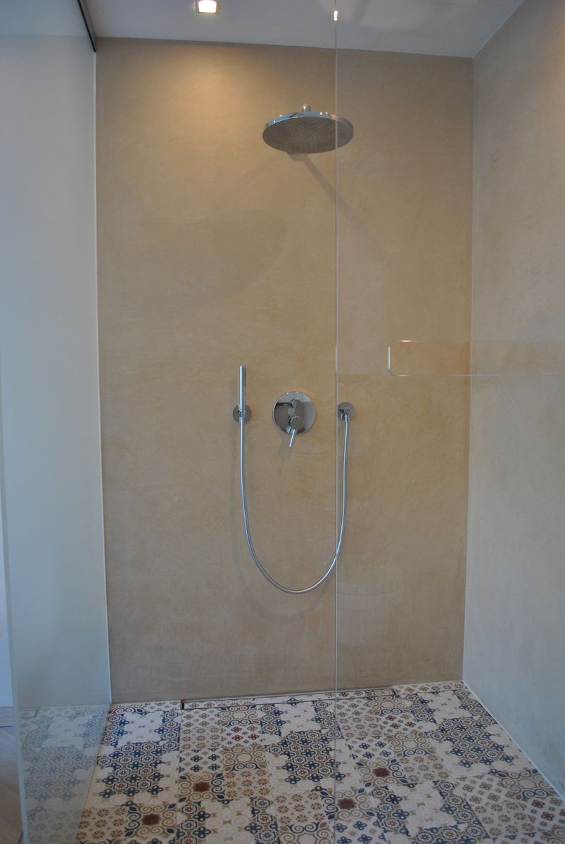 Bathroom from a Natural plasters project near Montreal (Greater Montreal) by Distribution Tockay inc.