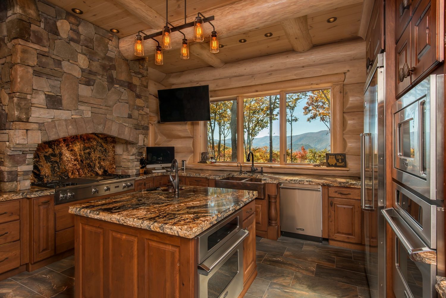  from a Single family homes project near Montreal (Greater Montreal) by Westlogs Handcrafted Log Homes