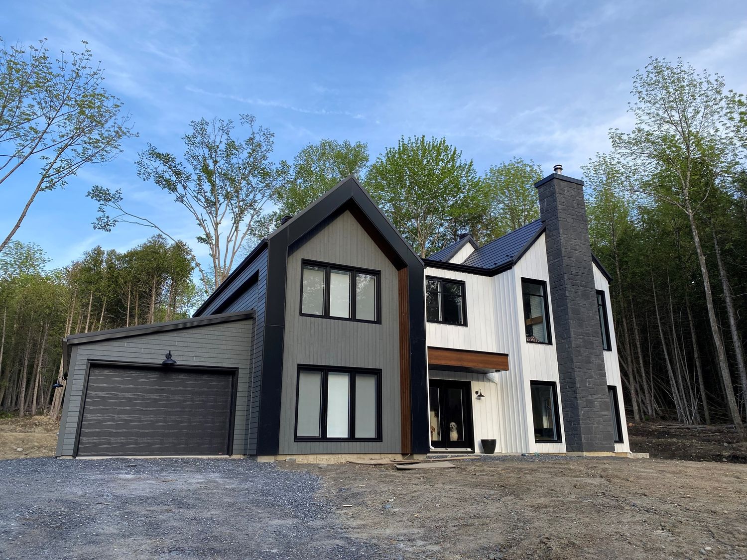 Fachada frontal de un proyecto de tipo Modelado y renderizado 3D cerca de Sherbrooke (Estrie) por MG Tech Architecture