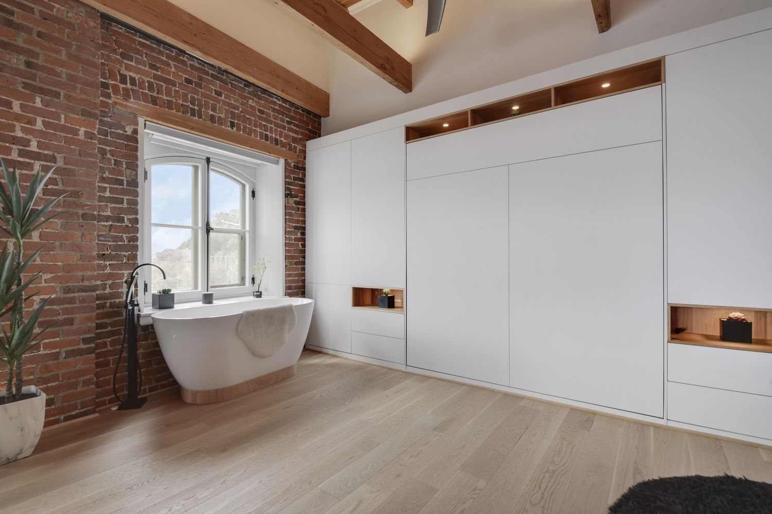 Baño completo de un proyecto de tipo Condominios, apartamentos cerca de Ciudad de Quebec - Lévis por i9 construction
