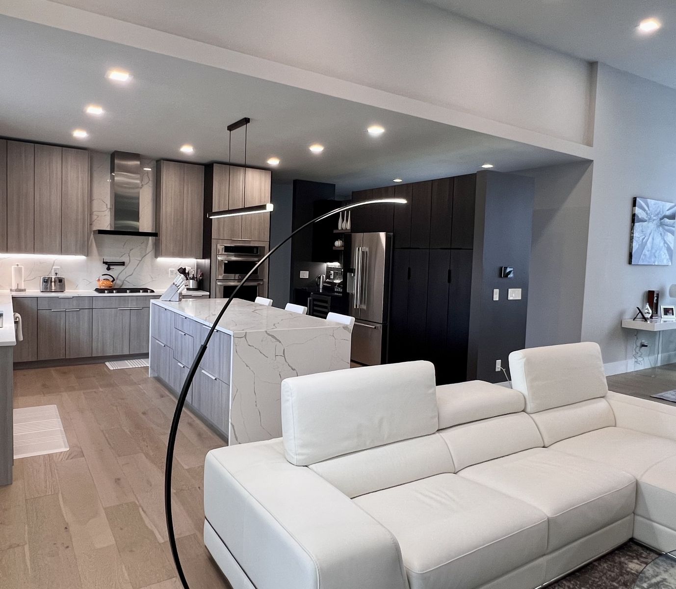 Kitchen from a Architectural photography project near Springfield - Peoria by MC Modern Concepts Inc