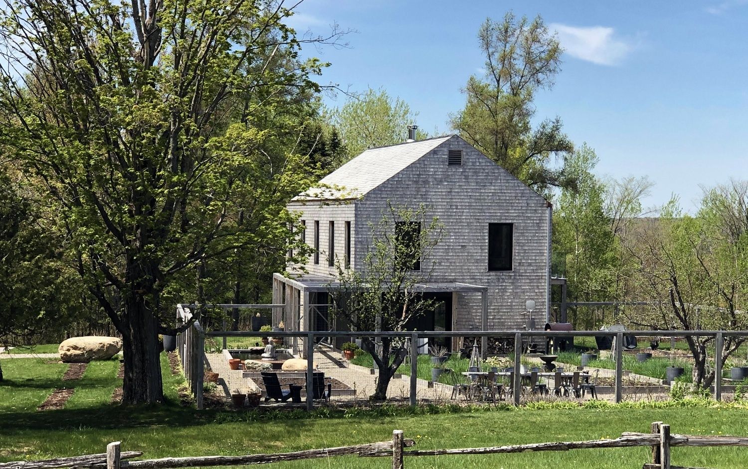 Façade avant d'un projet de Maisons unifamiliales près de Granby/Bromont/Cowansville (Estrie) de Les Ensembliers