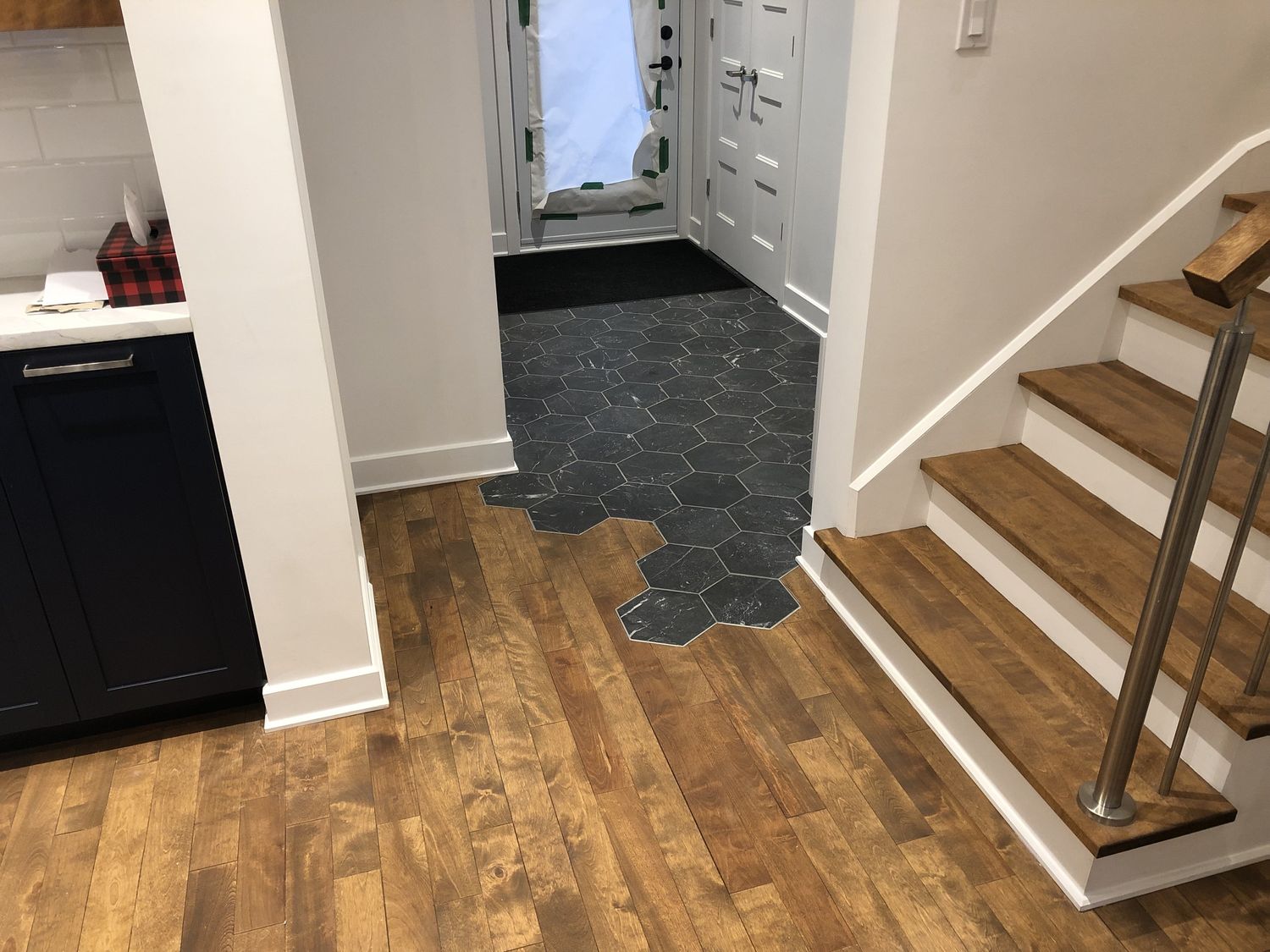 Travaux - Intérieur d'un projet de Planchers près de Montréal/Laval/Longueuil (Grand Montréal) de Villeneuve Construx Inc.