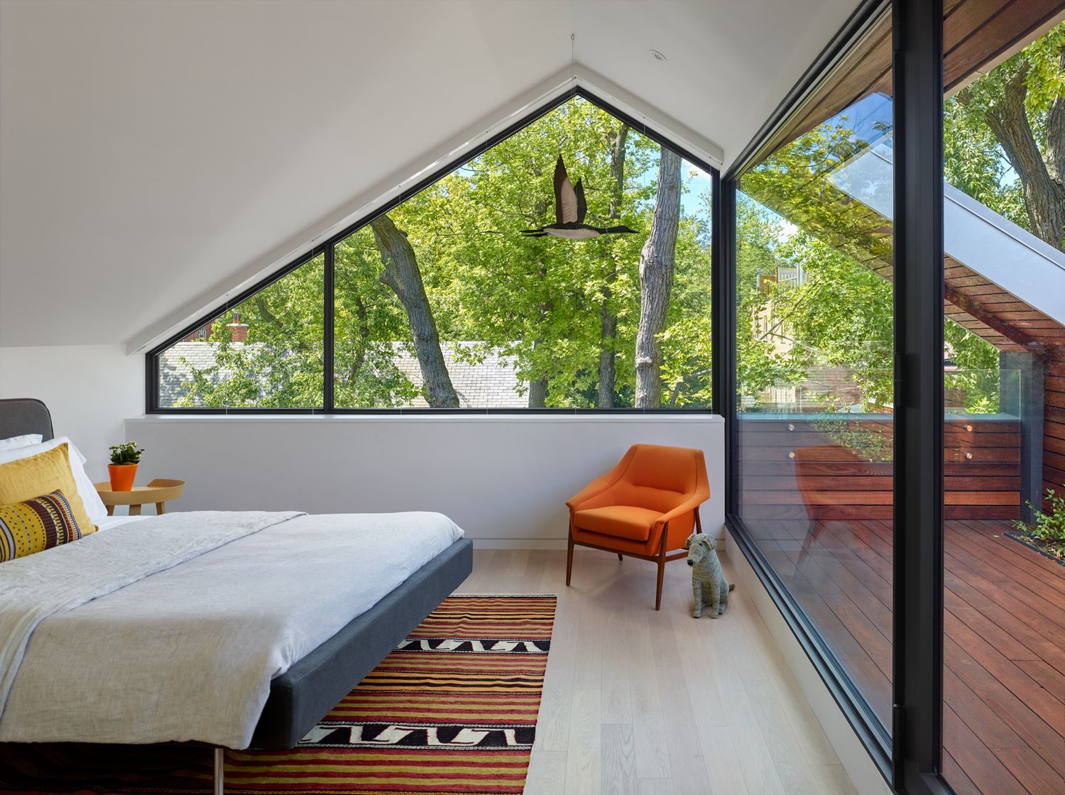 Chambre d'un projet de Maisons unifamiliales près de Toronto (Grand Toronto) de Dubbeldam Architecture + Design