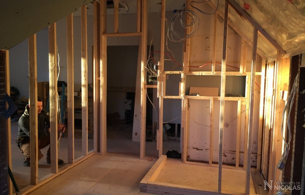 Avant rénovation d'un projet de Modifications de fermes de toit en grenier habitable près de Montréal/Laval/Longueuil (Grand Montréal) de Les projets de Nicolas