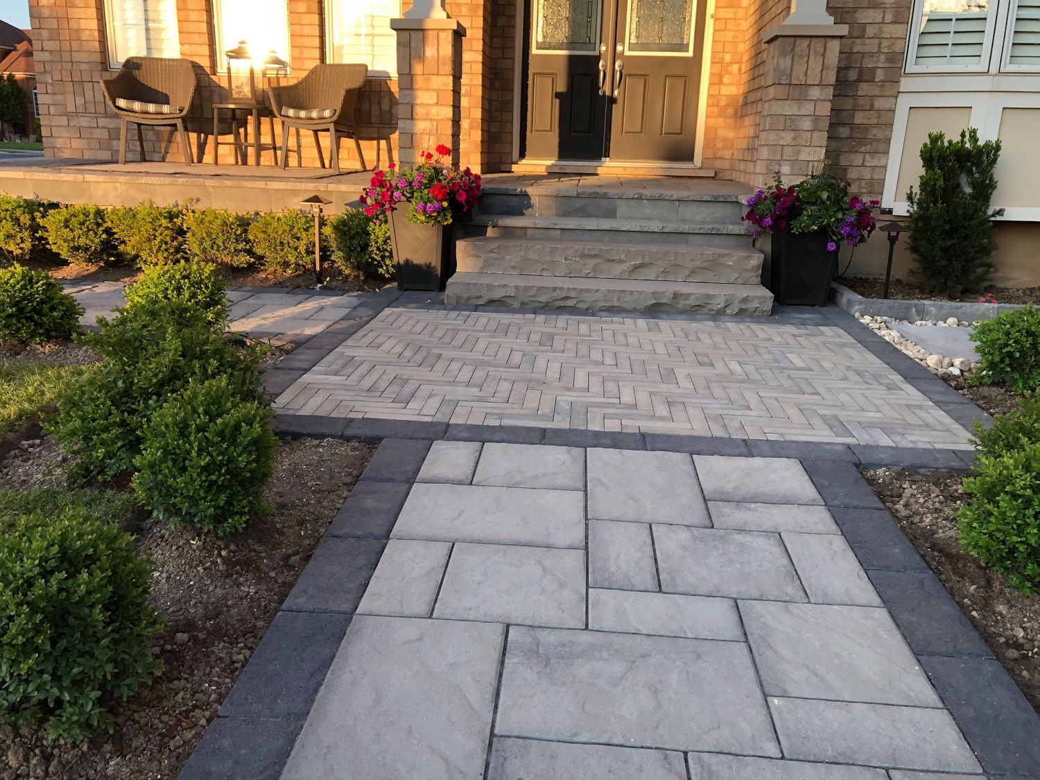  de un proyecto de tipo Caminos de jardín cerca de Toronto (Área metropolitana de Toronto) por Pinnacle Stone And Design
