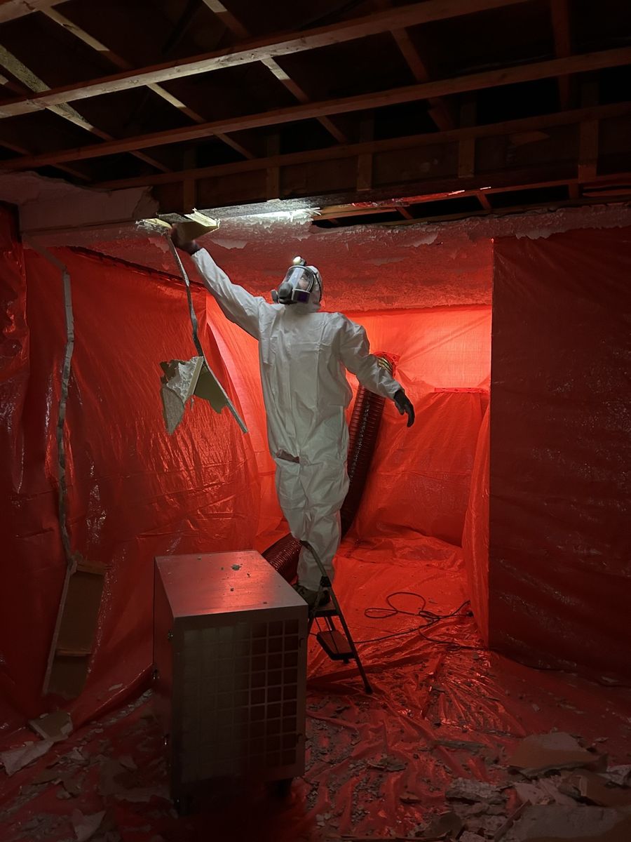 House Construction Interiors from a Decontamination project near Saint-Jerome (Laurentides) by Décontamina PRO Inc.