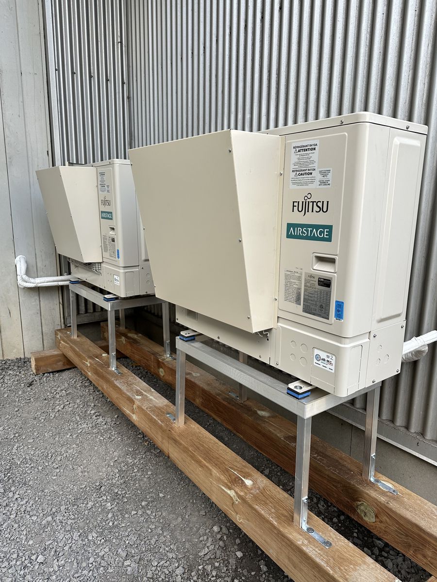 Mécanique du bâtiment d'un projet de Thermopompes près de Québec/Lévis (Ville de Québec) de AIR-MC Climatisation & Chauffage Inc.