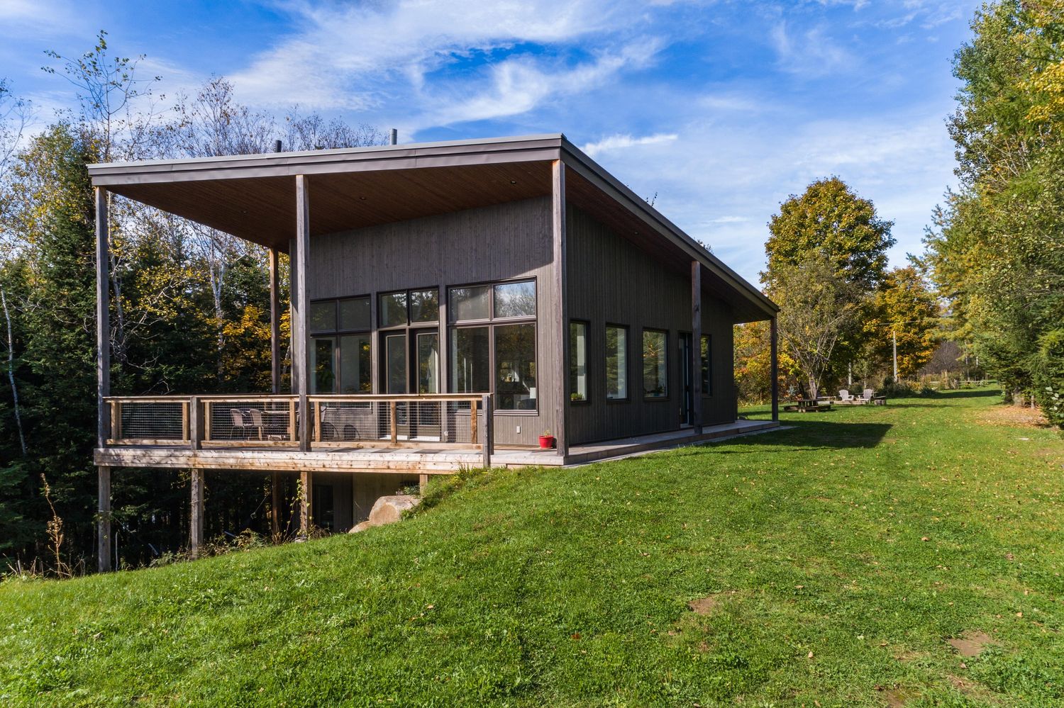 Patio & Pergola from a Single family homes project near Joliette (Lanaudière) by Belvedair