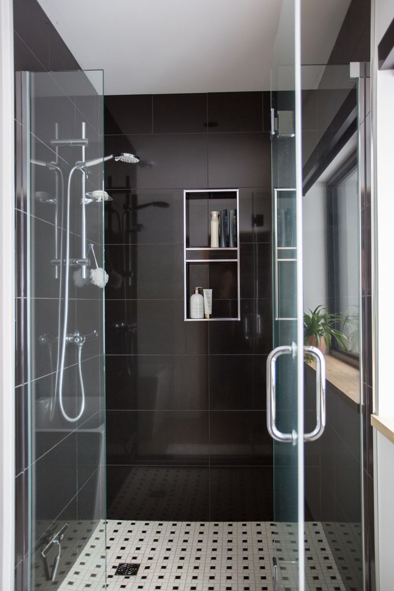 Bathroom from a Single family homes project near Sherbrooke (Estrie) by UrbanEco Construction