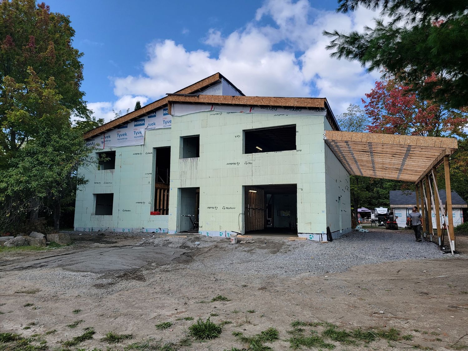 Wall Construction from a Single family homes project near Gatineau (Outaouais) by Génération Béton Inc