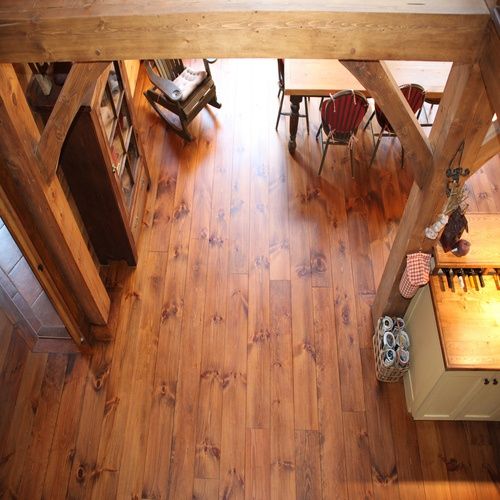 Pasillo interior de un proyecto de tipo Revestimientos naturales cerca de Ciudad de Quebec - Lévis por Prato-Verde, Natural Wood Finishing Oils
