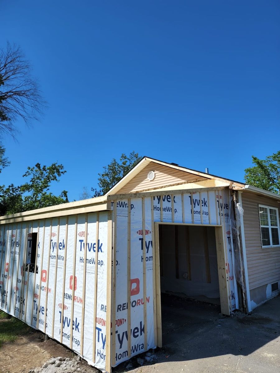 House Construction Exteriors from a Garages project near Montreal (Greater Montreal) by J E Construction