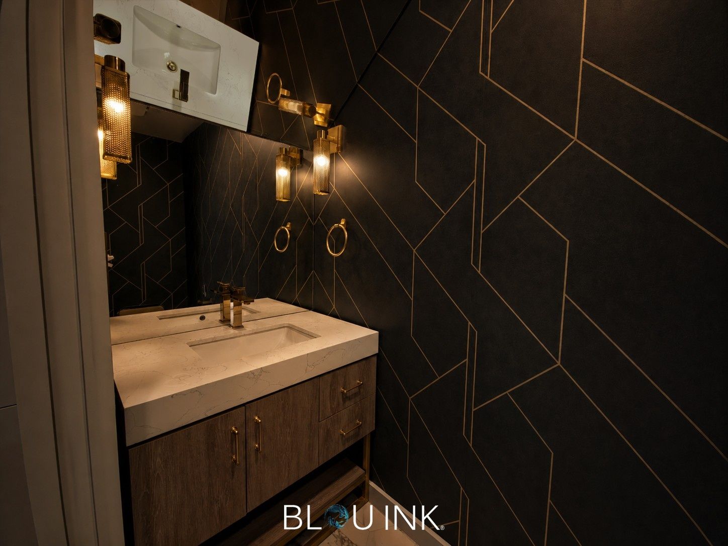 Bathroom from a Bathrooms project near New York-Newark-Jersey City by BLOU INK